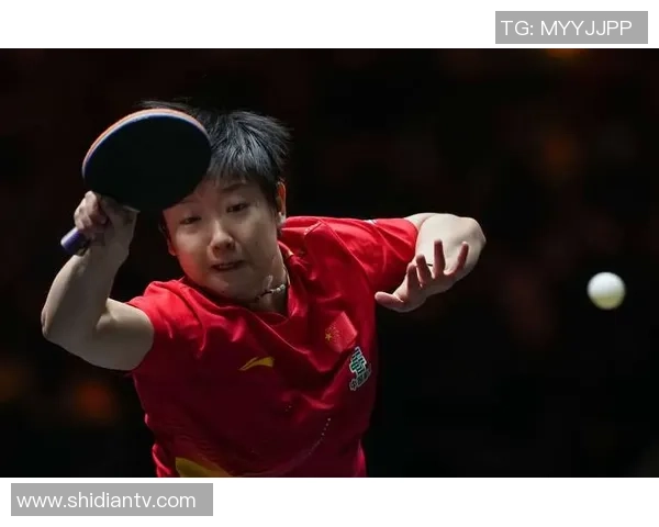 孙颖莎4-1王晓彤晋级8强！速度+发抢限制，侵略性极强！